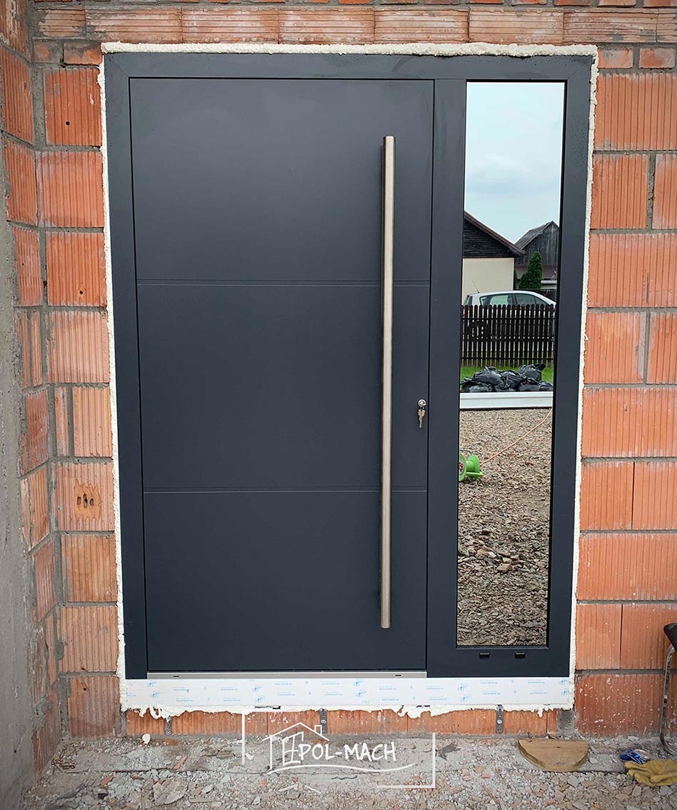 Drzwi wejściowe z szybą - Aluhaus Feba