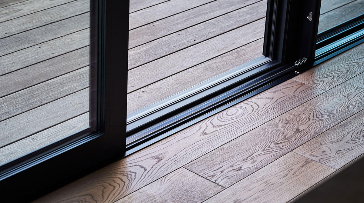 Drzwi tarasowe zlicowane z podłogą - Aluhaus