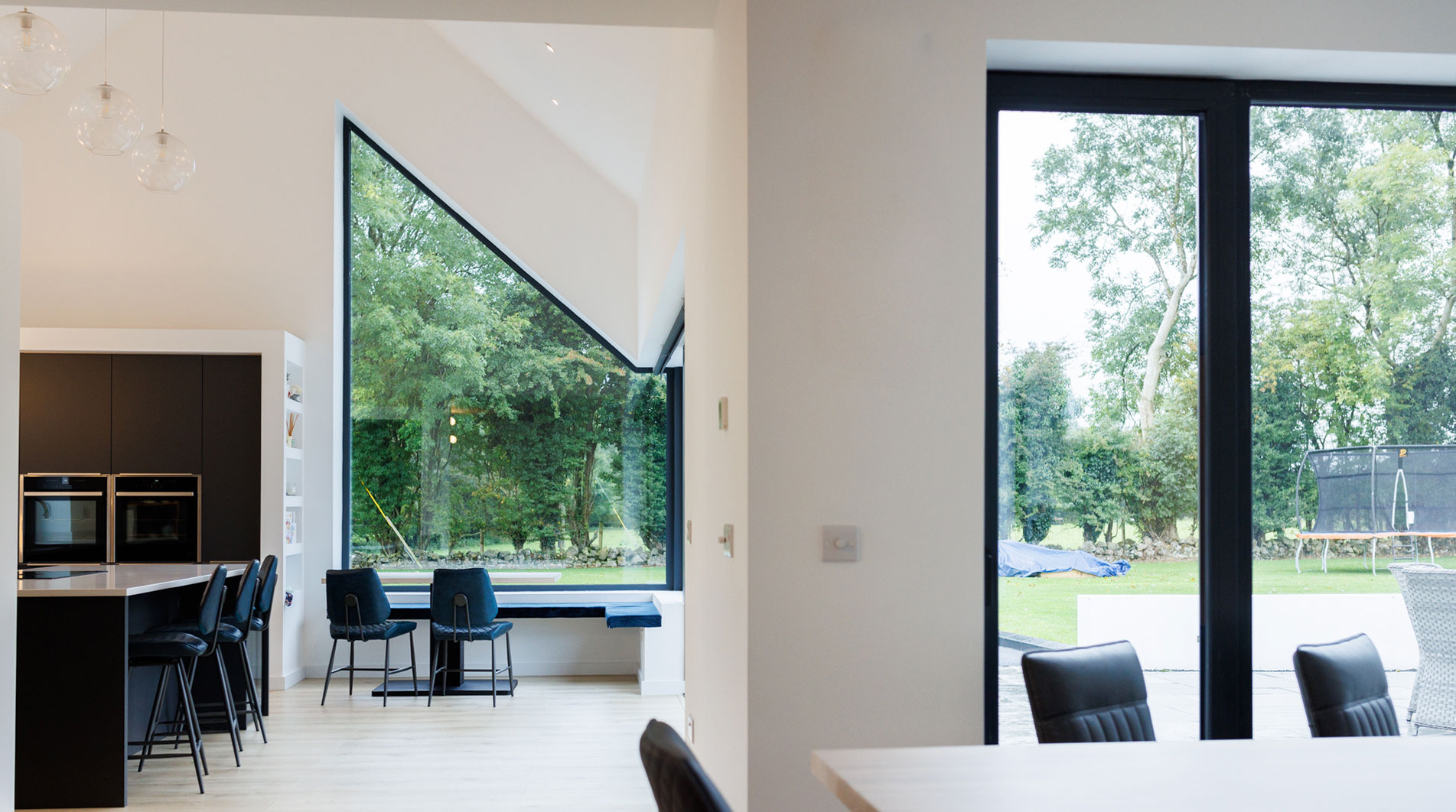 Aluminiowe Okna nietypowe - Aluhaus