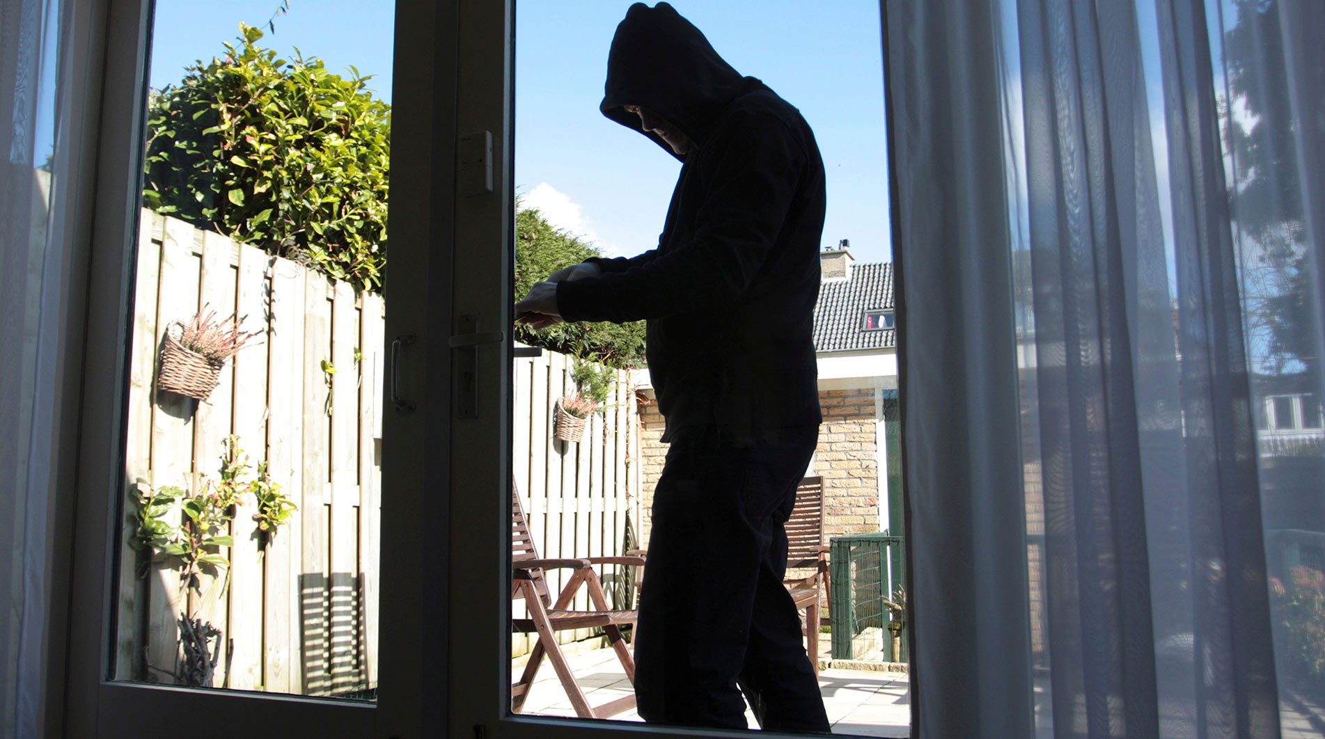 zabezpieczenie okien przed włamaniem